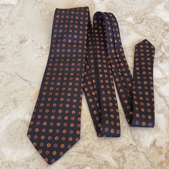 Oliver & James Handcrafted 100% Italian Silk Tie - Picture 1 of 7